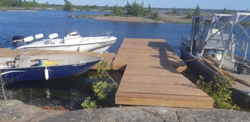 10ft x 24ft, 6ft x 20ft Floating Pontoon Dock in Honey Harbour.jpg